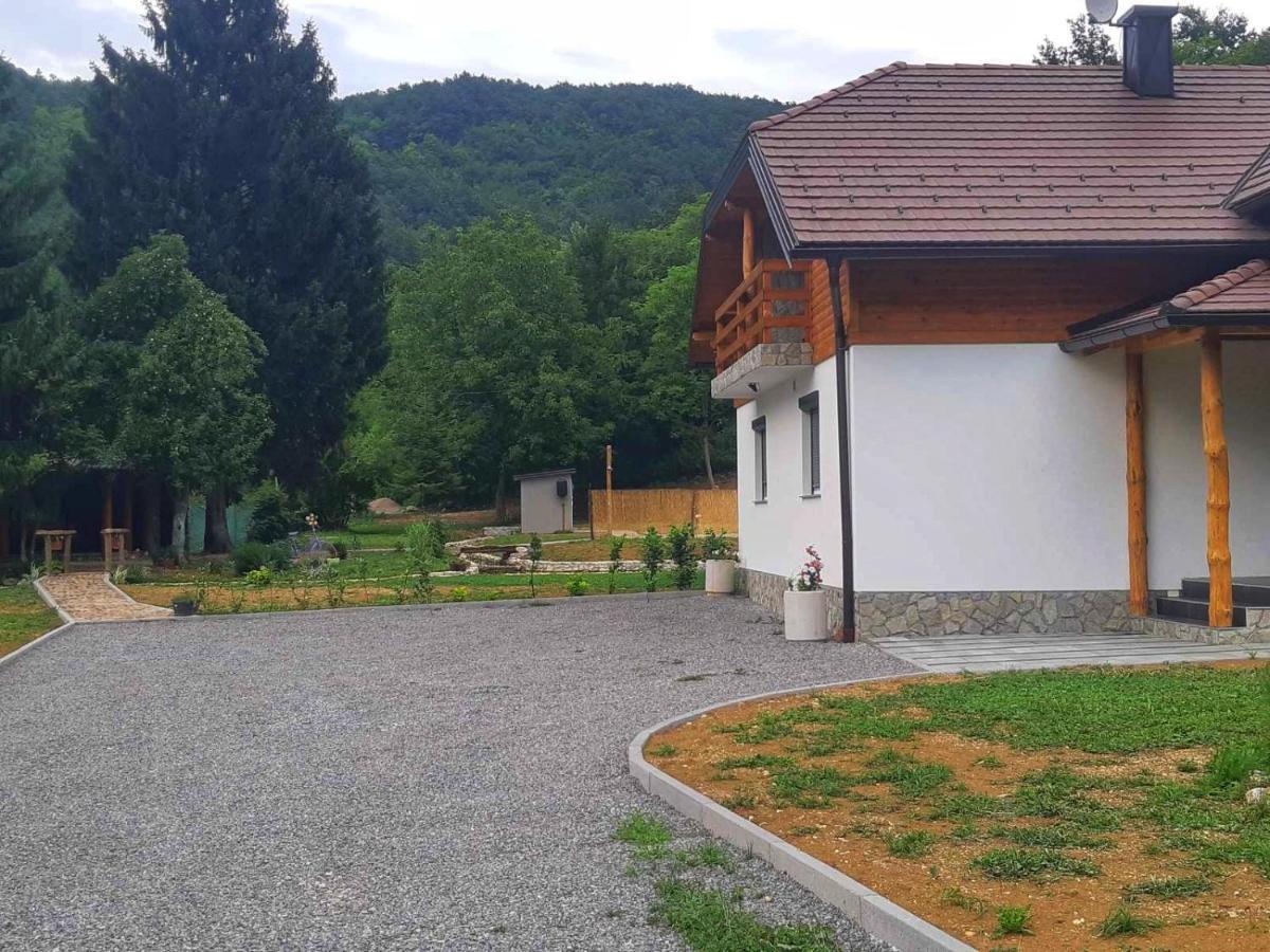 Villa Vacation House Studenac Bihać Exterior foto